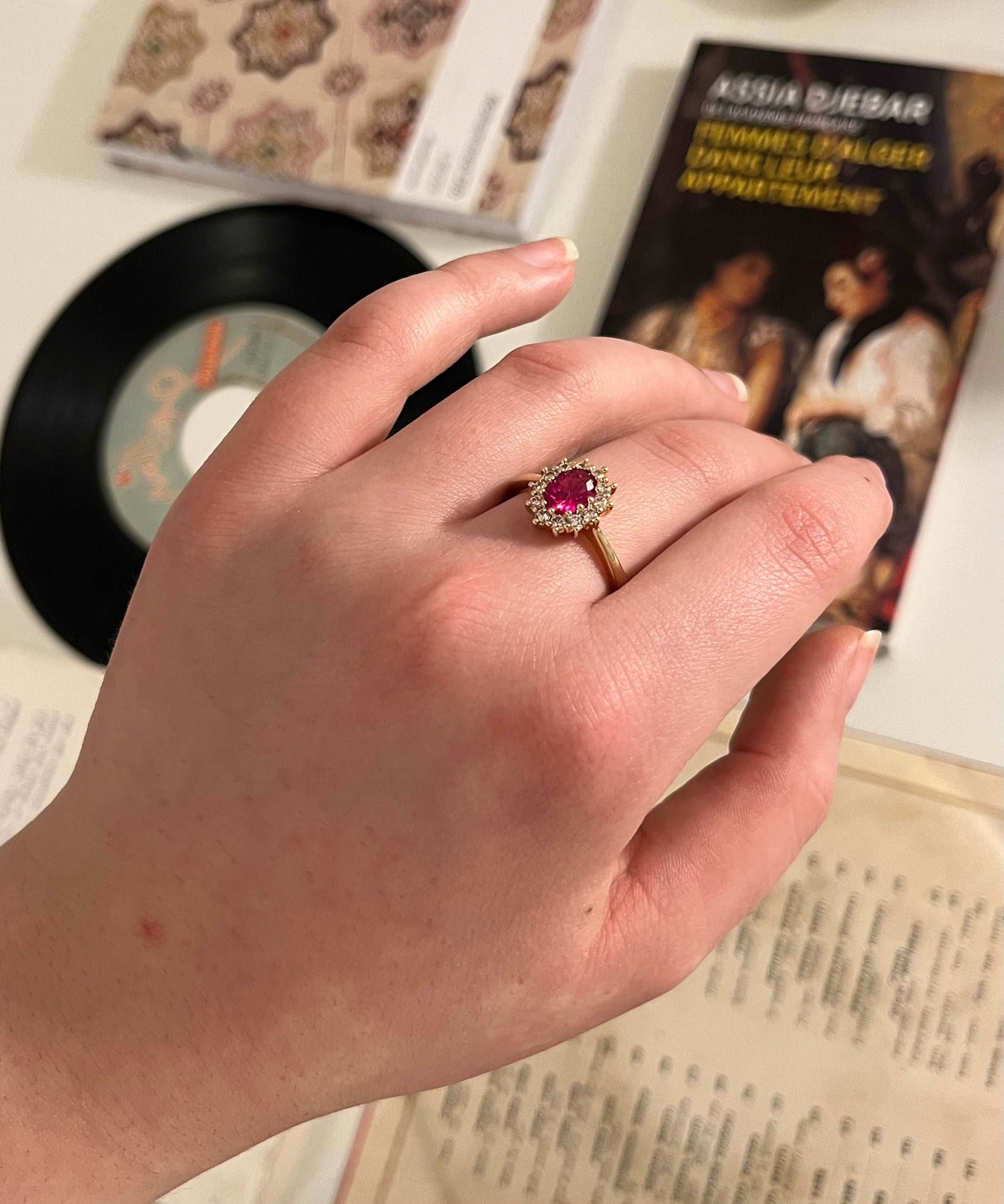 Diana - Bague en Plaqué Or et pierre rose - Yasmeen Jewelry