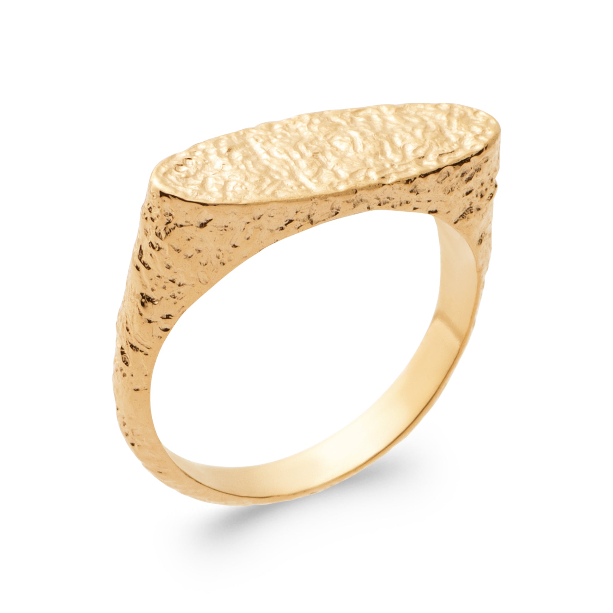 Lou - Bague martelée en Plaqué Or - Yasmeen Jewelry