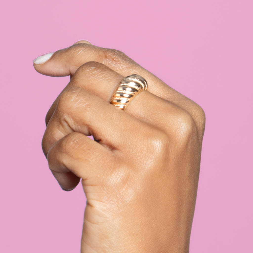 n°1 - Bague torsadée en Plaqué Or - Yasmeen Jewelry