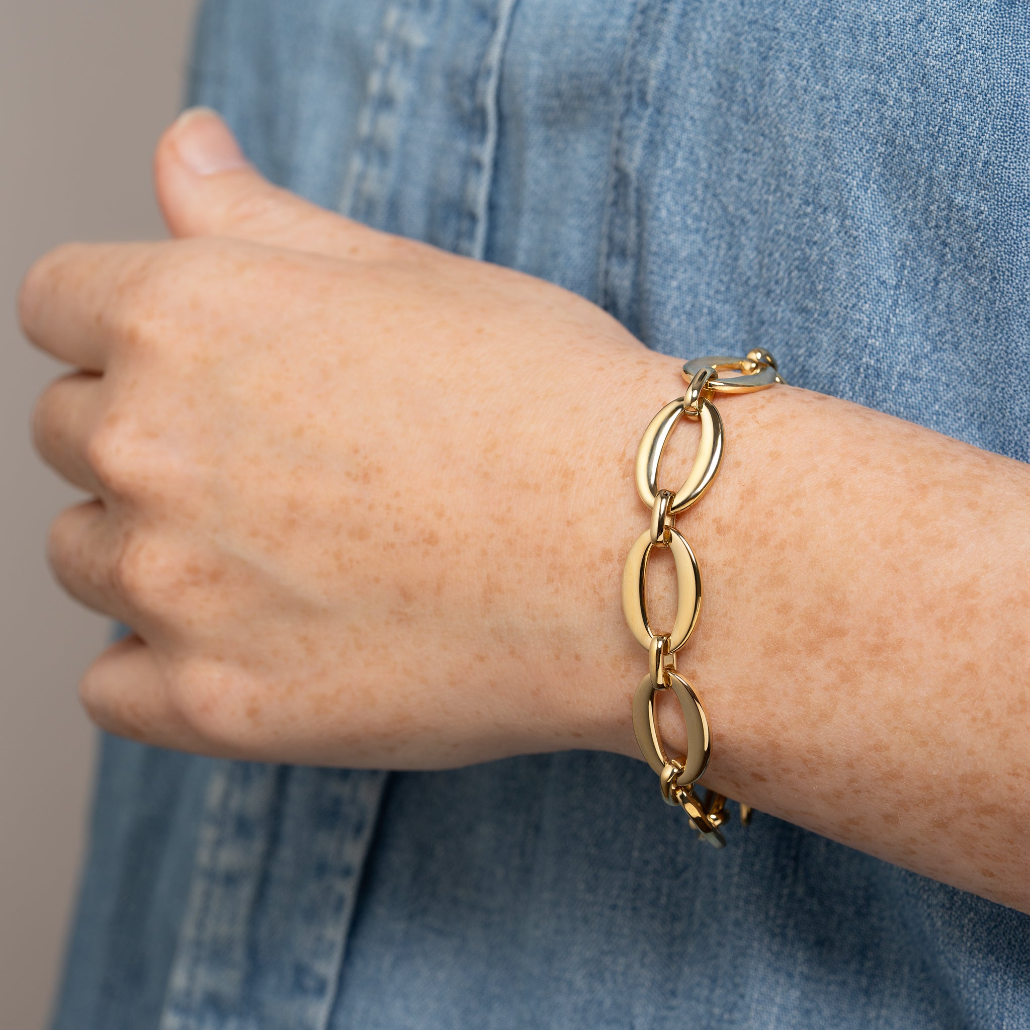 Zahra n°1 - Bracelet en Acier PVD doré