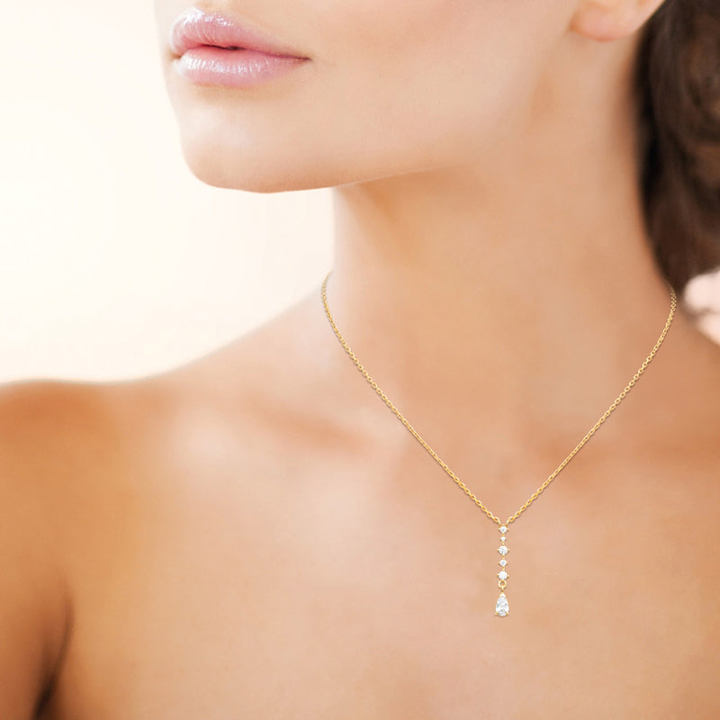 Soraya - Collier en Plaqué Or et pierres blanches et vertes