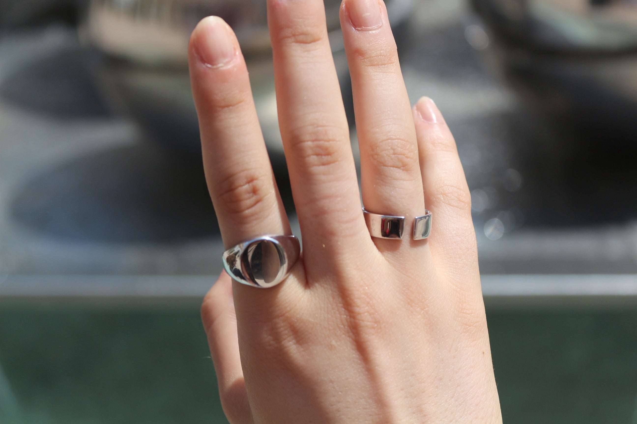 Isaure - Chevalière en Argent - Yasmeen Jewelry