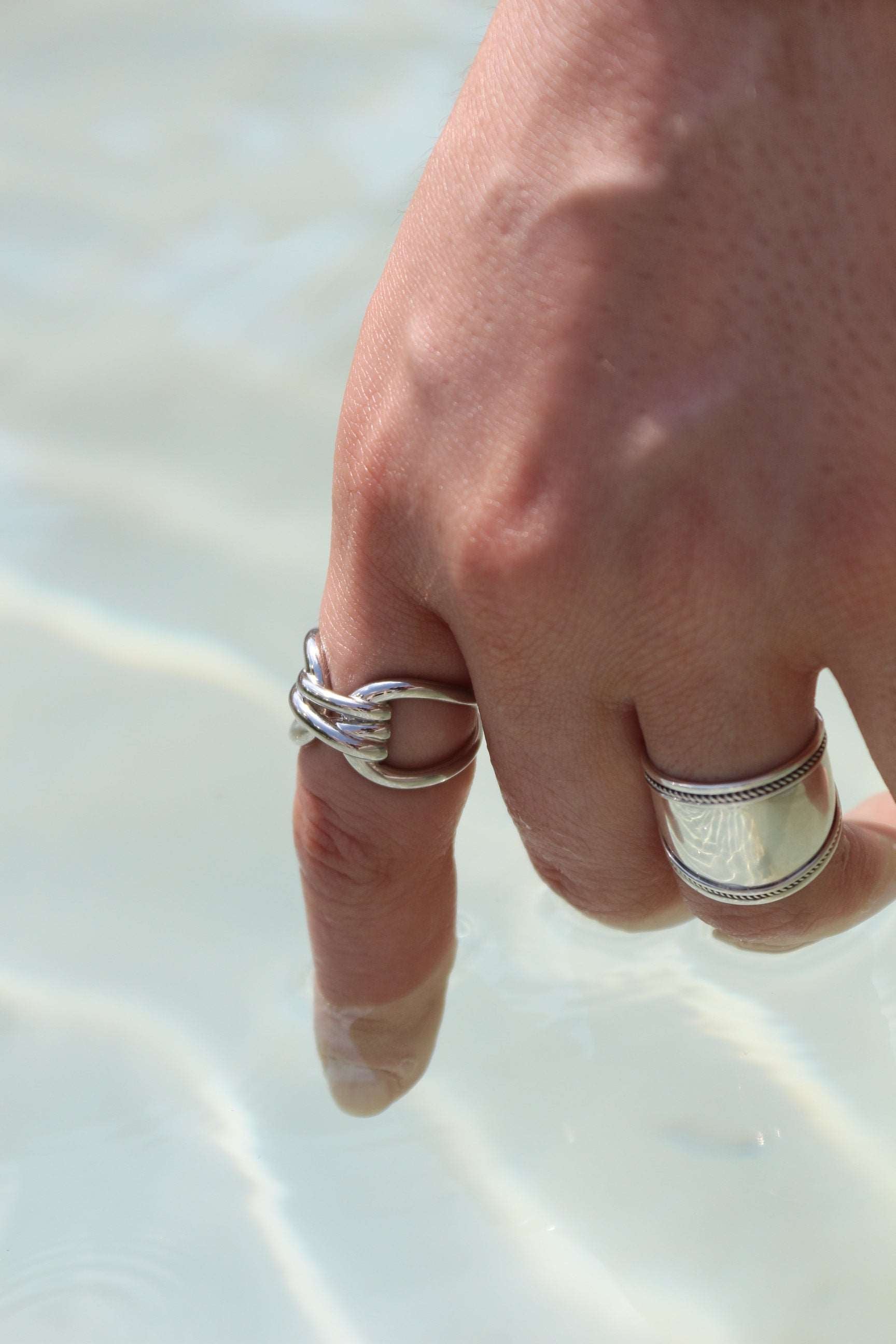 Elif - Bague noeud en Argent - Yasmeen Jewelry